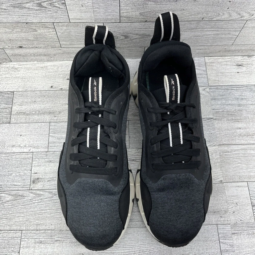 Reebok Zig Dynamica IF5947 Black White Running Shoes Sneakers Women Size‎ 8